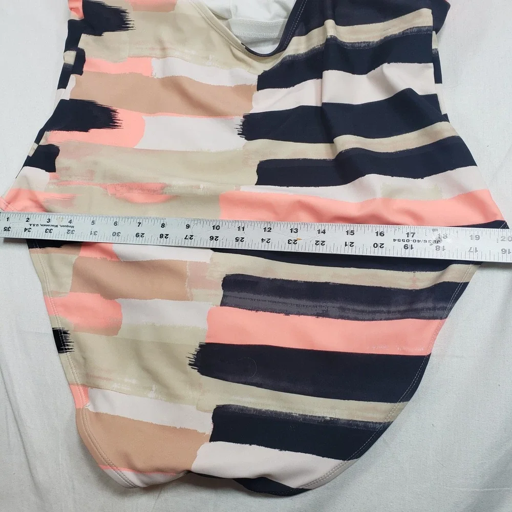 Mynah Women One Piece Swimsuit 20W Pink Black‎ Abstract Stripe